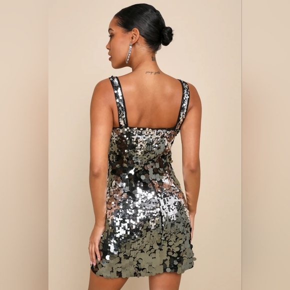 Lulus Disco Aura Silver and Grey Paillette Sequin Bodycon Mini Dress XS Party - Picture 4 of 9